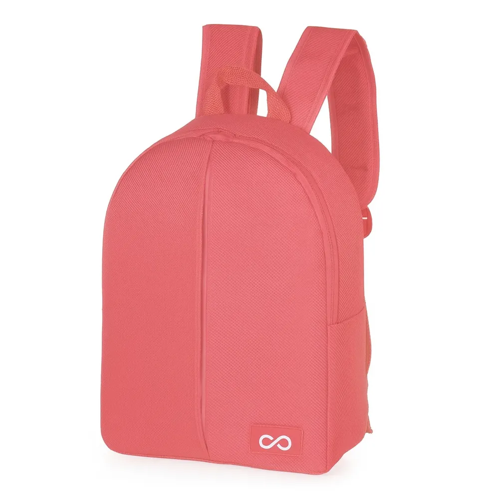 Mochila com Design Urbano