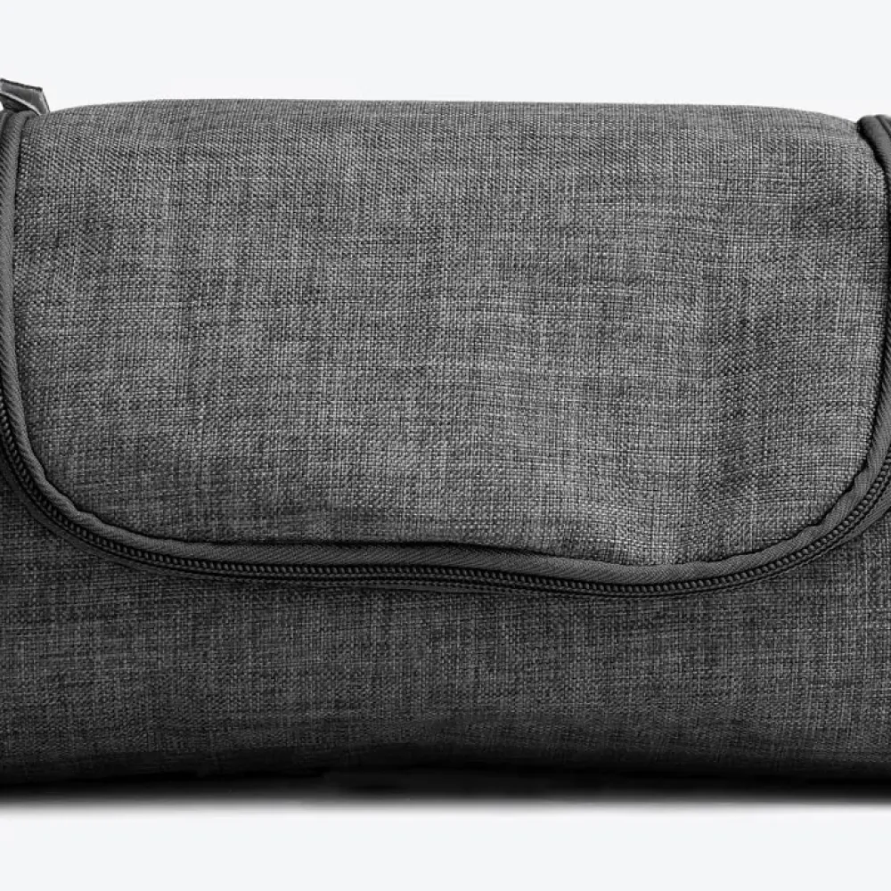 NECESSAIRE EM POLIESTER 300D COM GANCHO MELANGE CINZA