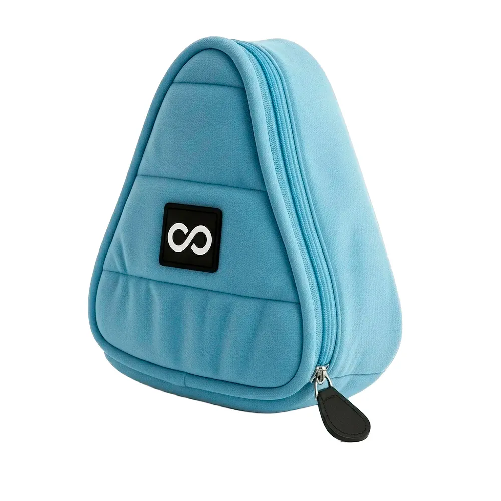 Necessaire Triangular Plush 