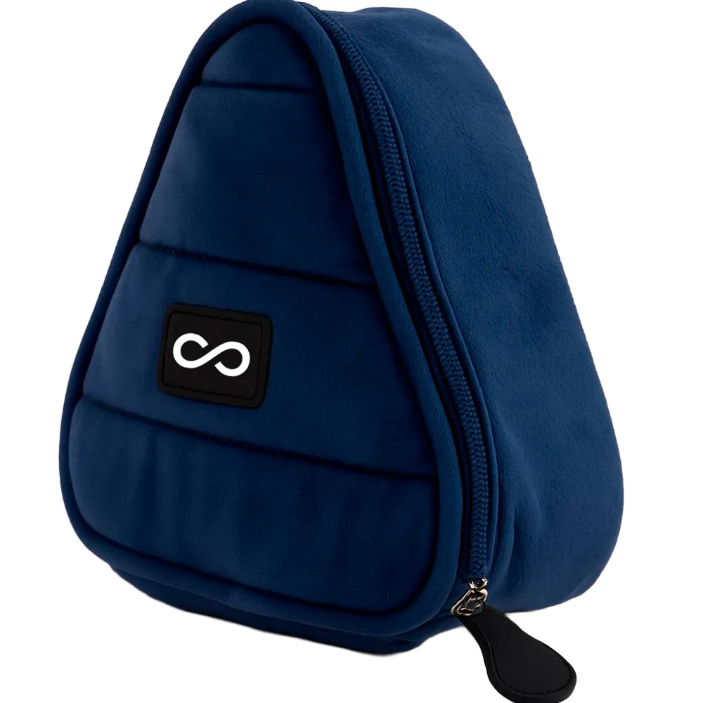Necessaire Triangular Plush 