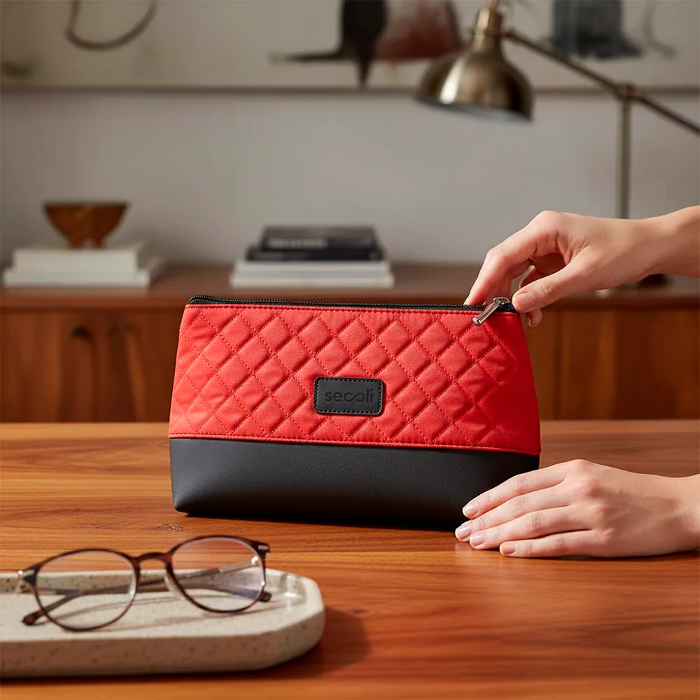 Necessaire com Base 
