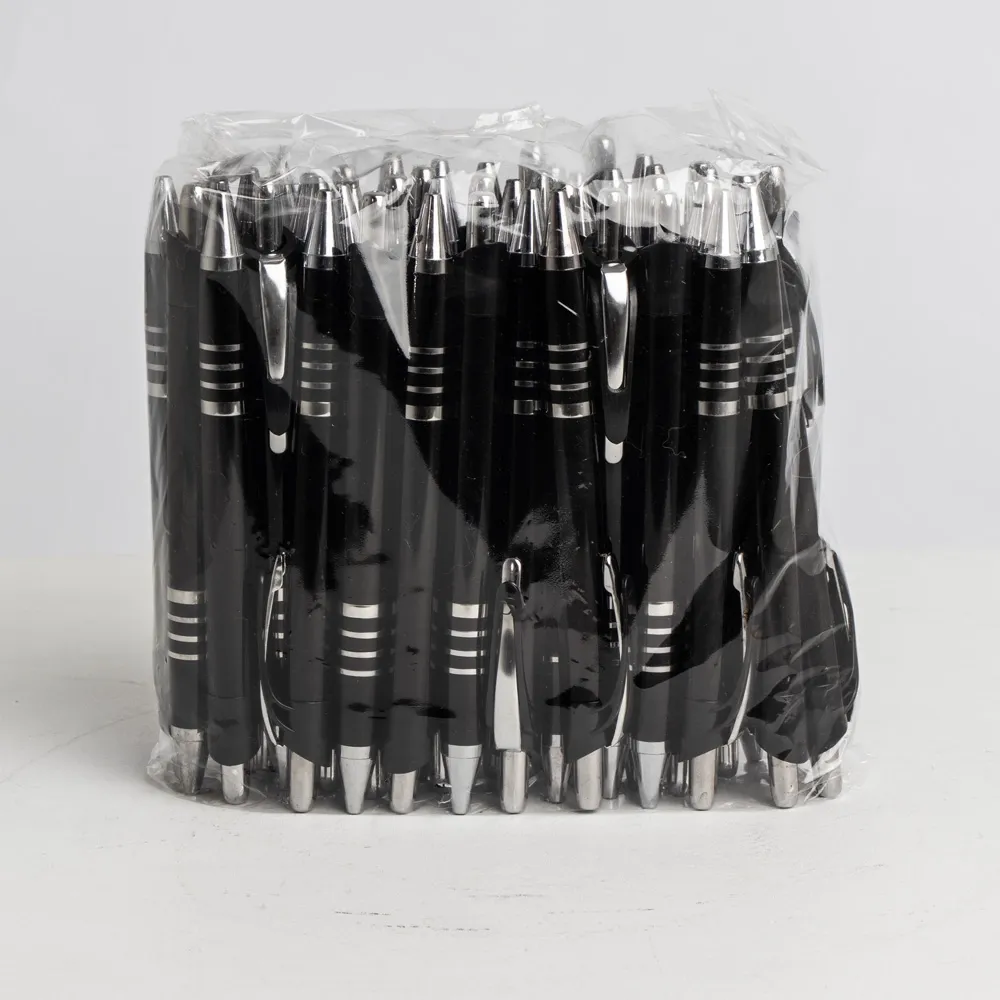 Pacote com Canetas Plásticas