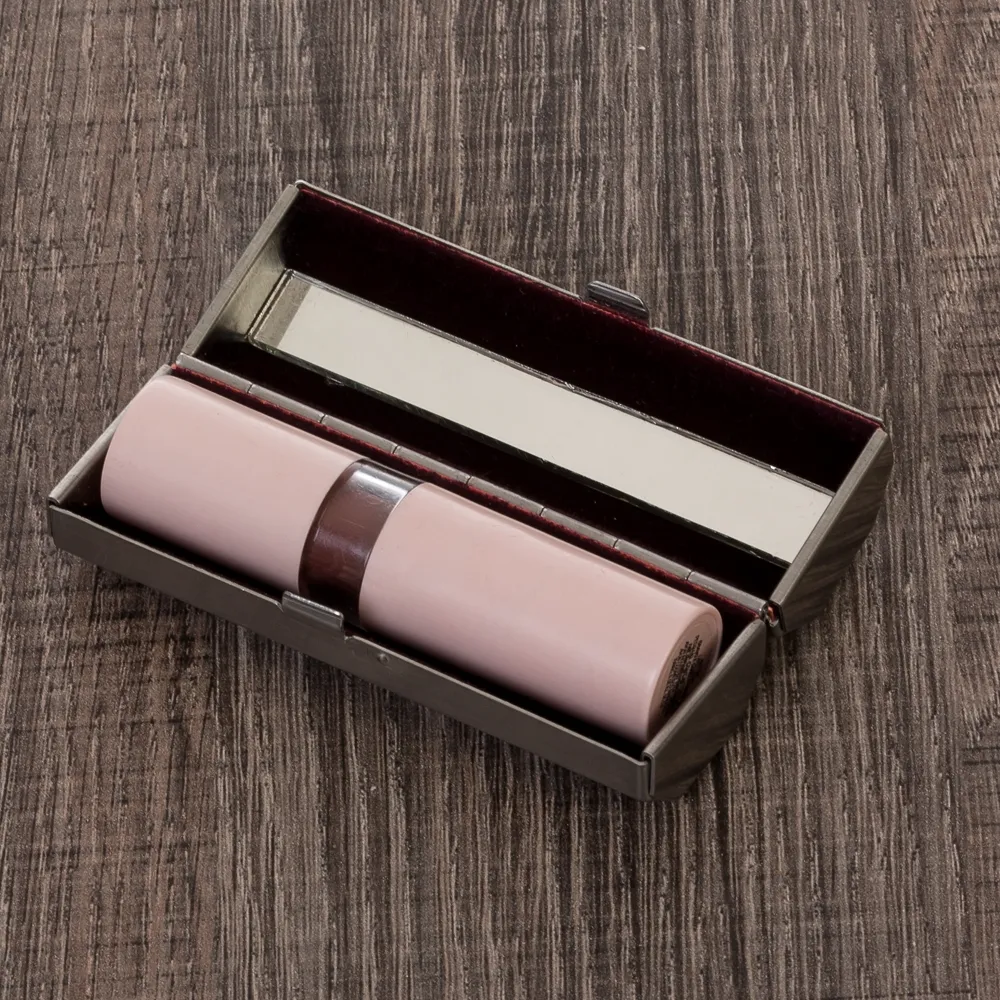 #Porta Batom Metal com Espelho