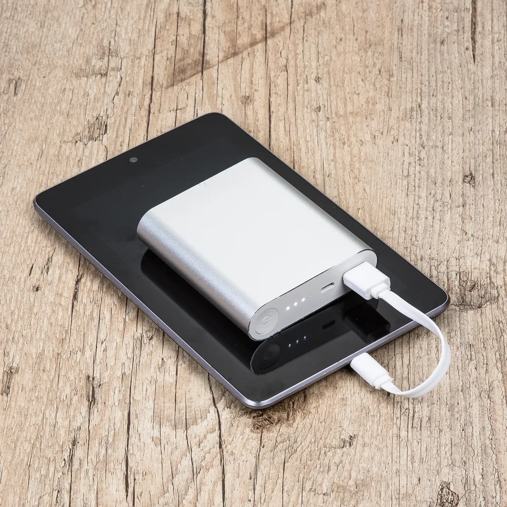 #Power Bank Metal