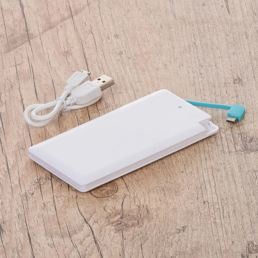 #Power Bank Plástico Formato Cartão com indicador Led