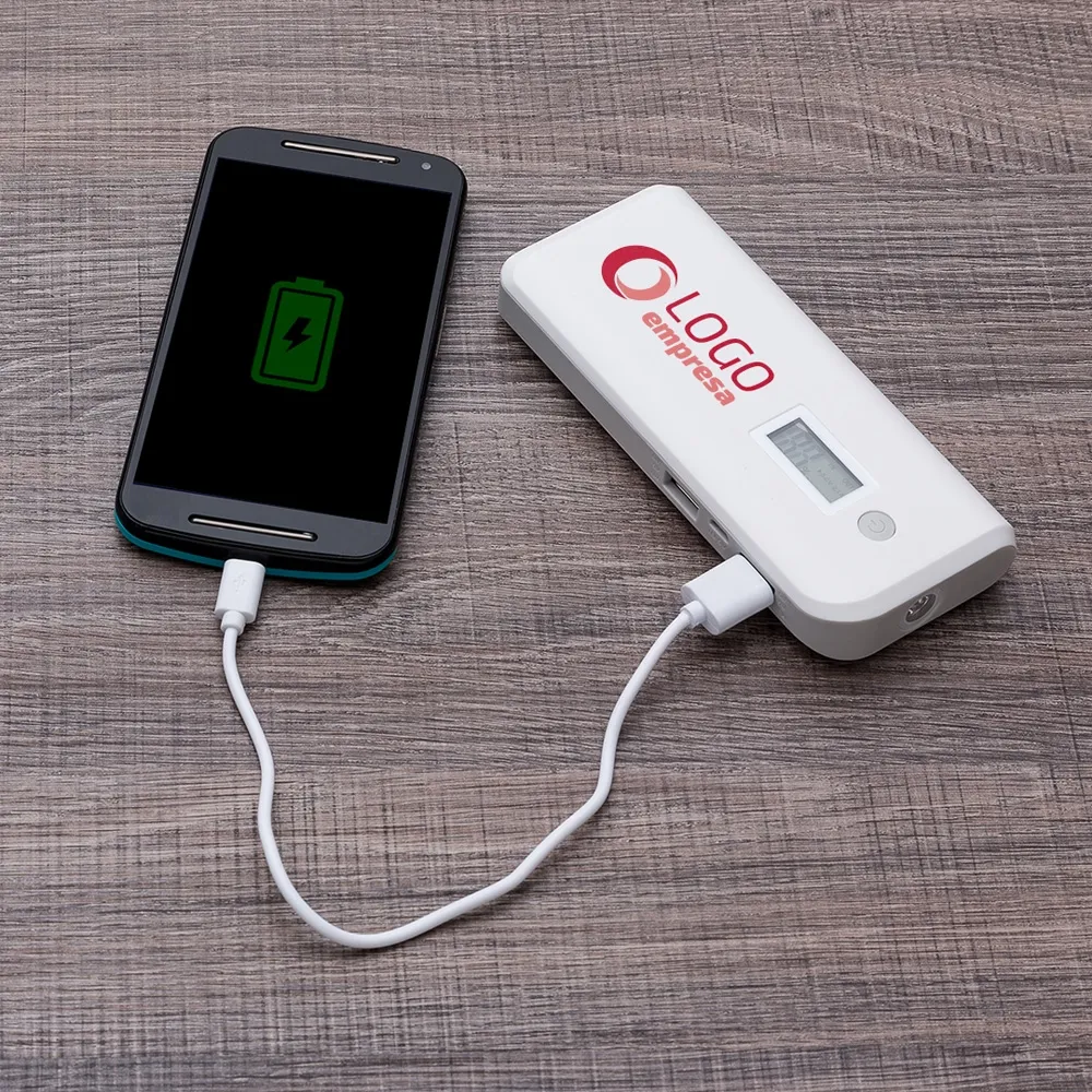 Powerbank Plástico com Indicador Digital e Lanterna