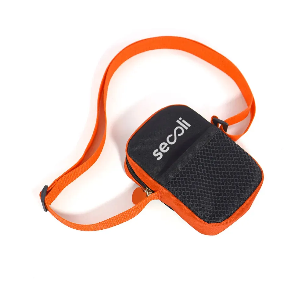 Shoulder bag vertical compacta com bolso em tela