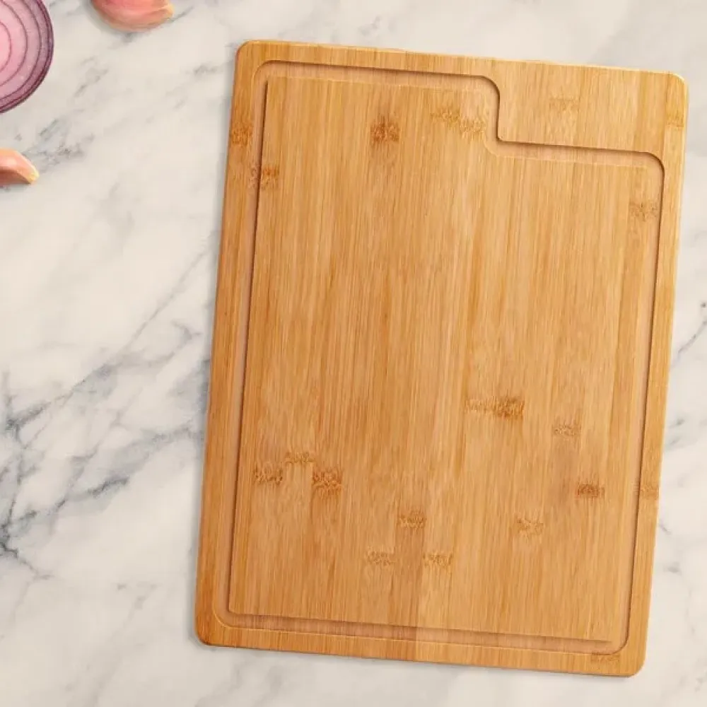 TÁBUA PARA CHURRASCO EM BAMBU - 40X30X2CM