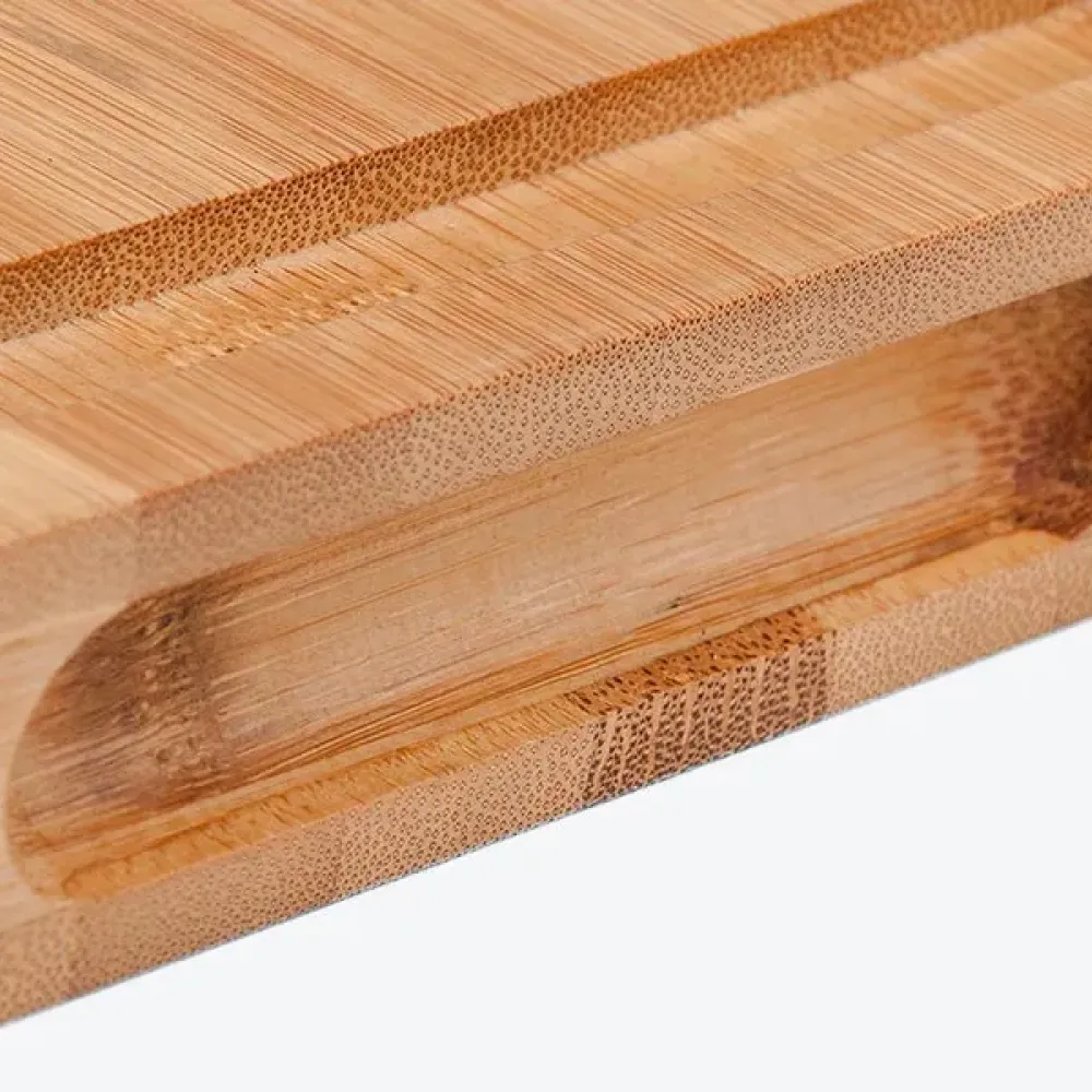 TÁBUA PARA CHURRASCO EM BAMBU 52CM