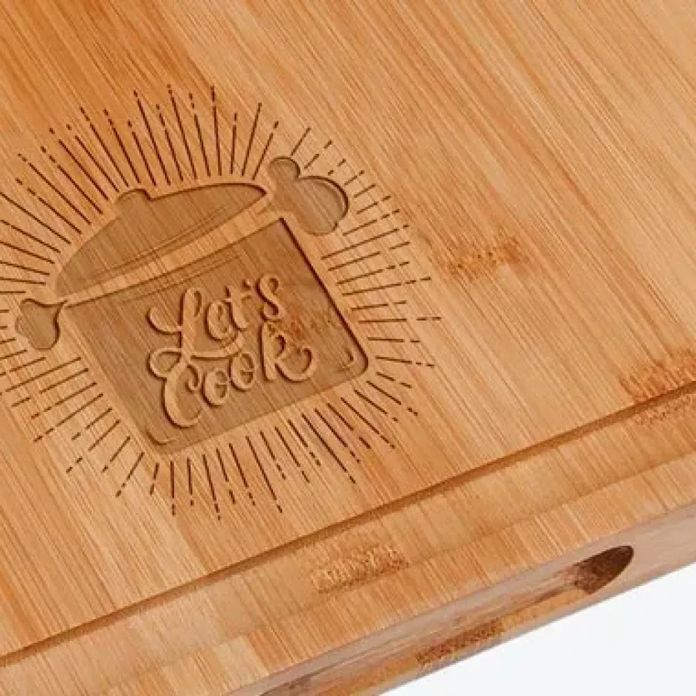 TÁBUA PARA CHURRASCO EM BAMBU 52CM