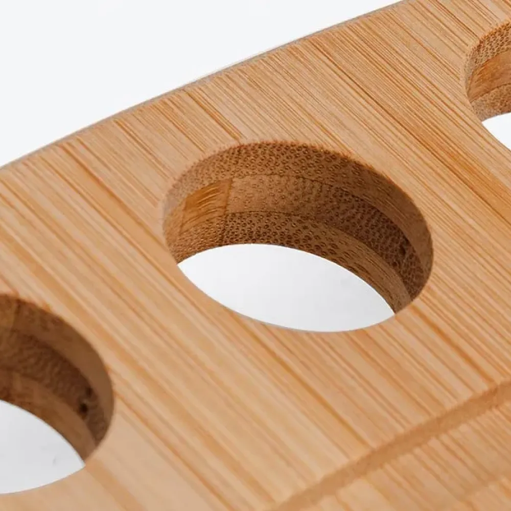 TÁBUA PARA CHURRASCO EM BAMBU SUPREME 3 FUROS