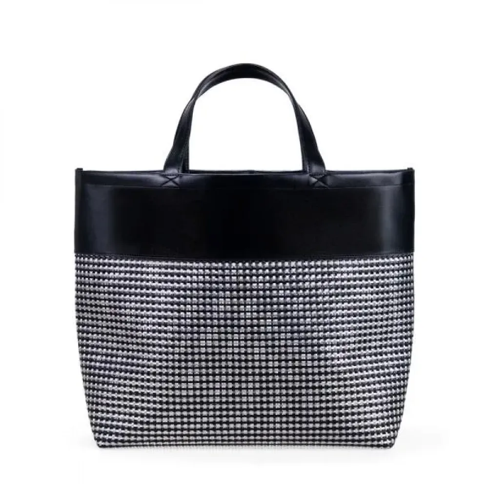 SACOLA DE PRAIA/PIQUENIQUE EM PVC E MATERIAL SINTÉTICO - PRETO / XADREZ PRATA - 48X33X13 CM