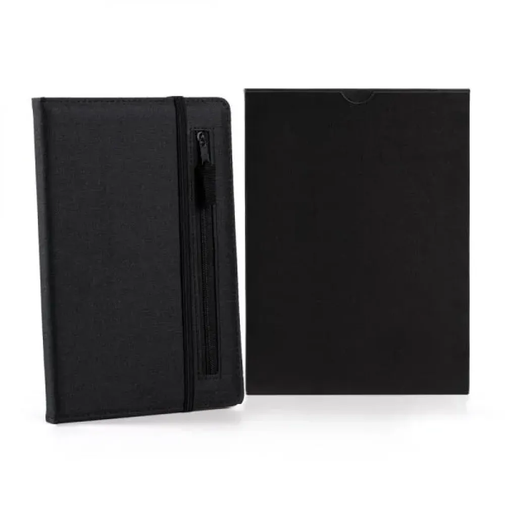 CADERNO FSC C/ PAUTA E ZÍPER - CAPA EM RPET PRETO - 14X21CM-LE-11001