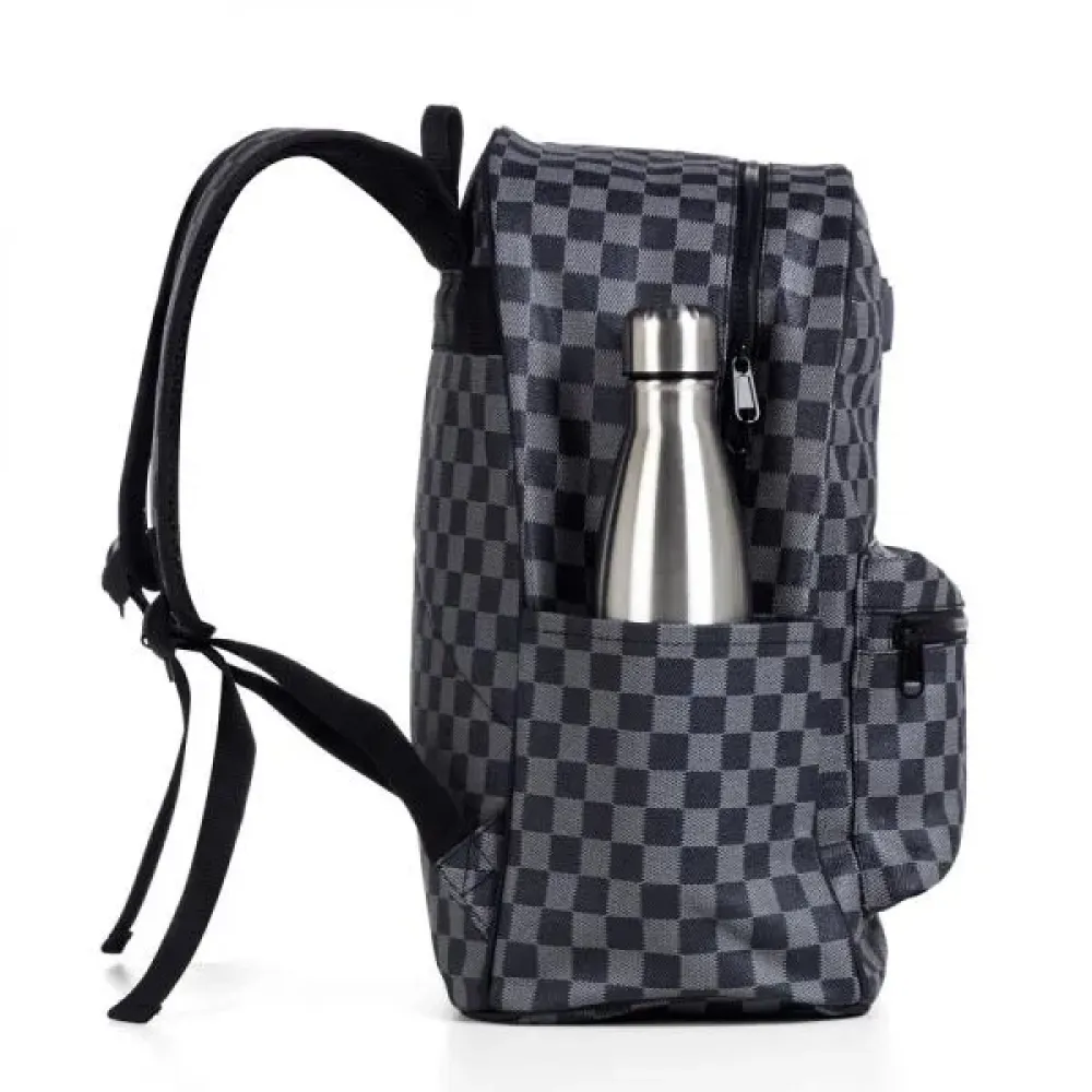 MOCHILA EM PVC - XADREZ