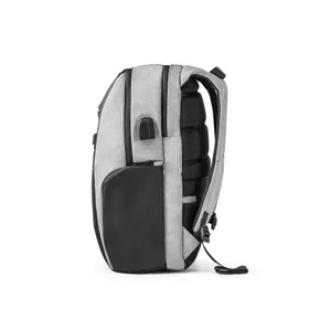 LYON. Mochila para notebook 17" em 900D e Tarpaulin