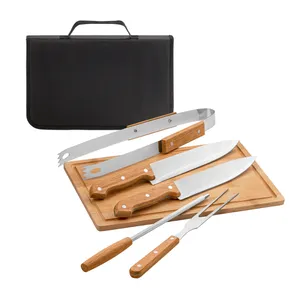 GARLIC KING. Kit churrasco em estojo de 210D e tábua em bambu com 5 utensílios em aço inox e madeira de Seringueira