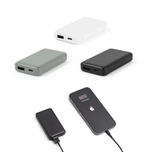 SHERYL. Bateria portátil em ABS 100% reciclado e capacidade de 4 000 mAh