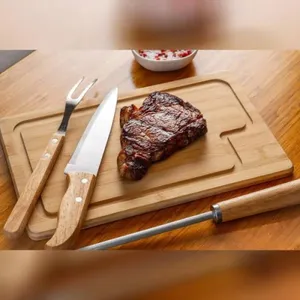 CONJ. PARA CHURRASCO EM BAMBU / INOX / MADEIRA - 4 PÇS