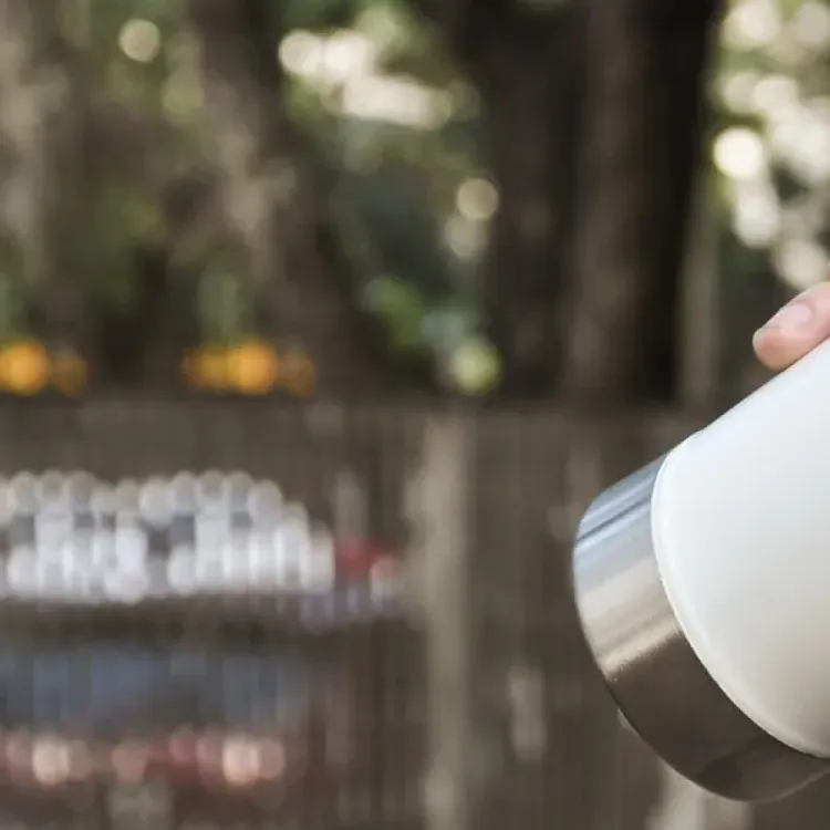 COPO TÉRMICO C/ TAMPA E ABRIDOR - BRANCO - 500 ML