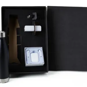 KIT FONE BLUETOOTH, CARREGADOR E GARRAFA - 3 PÇS