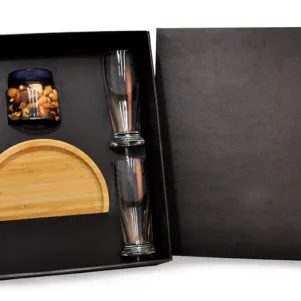 KIT PETISCO COM CANECA E MIX DE CASTANHAS - 4 PÇS