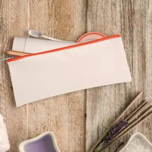 NECESSAIRE EM NYLON 210 RESINADO - LARANJA - 24X10,5CM