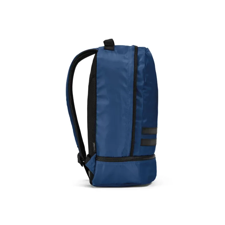 MANCHESTER. Mochila em 290T poliéster reciclado em sarja com forro em 210D poliéster reciclado
