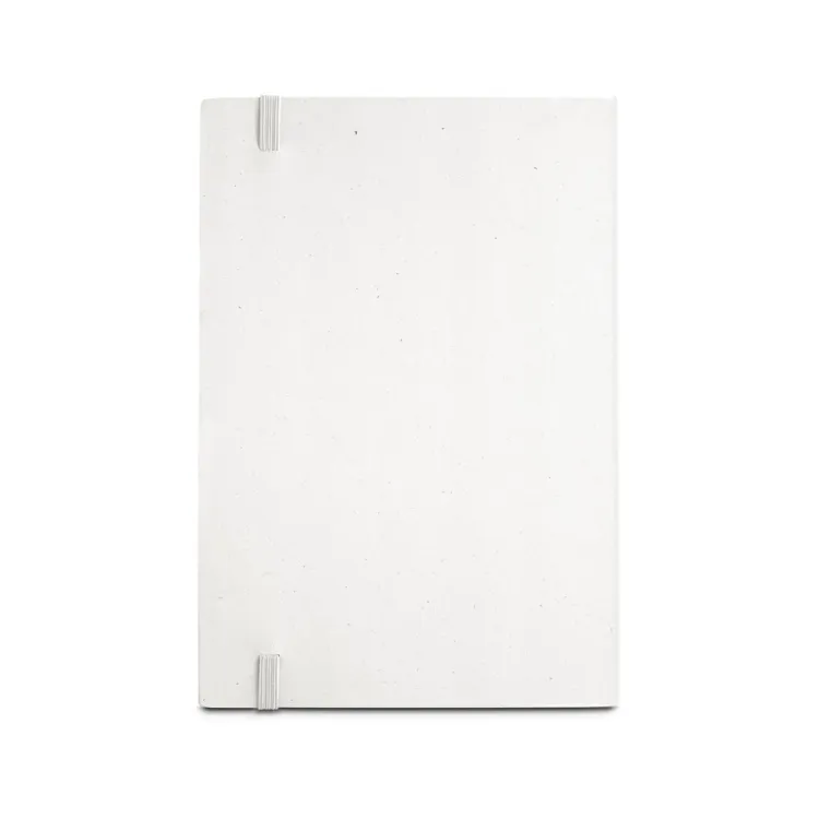 MILKY. Caderno A5 produzido através de pacotes de leite reciclados com folhas pautadas recicladas