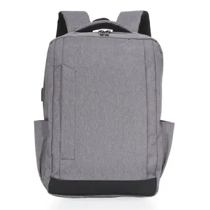 Mochila de Nylon USB