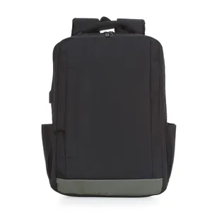 Mochila de Nylon USB