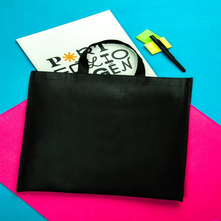SACOLA EM TNT - 36,5X39,5 - PRETO