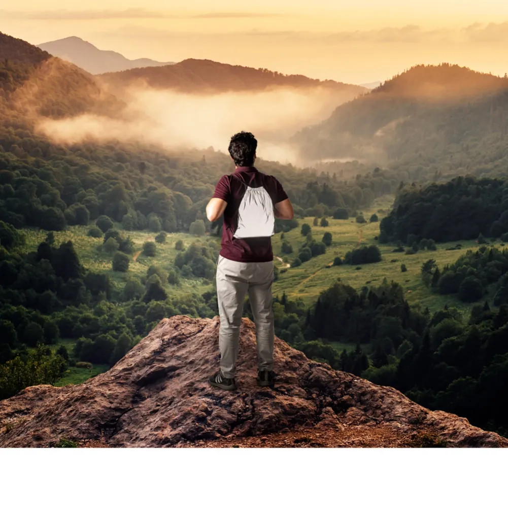 SYROS. Sacola tipo mochila