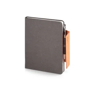 . Agenda B5 em pele reciclada